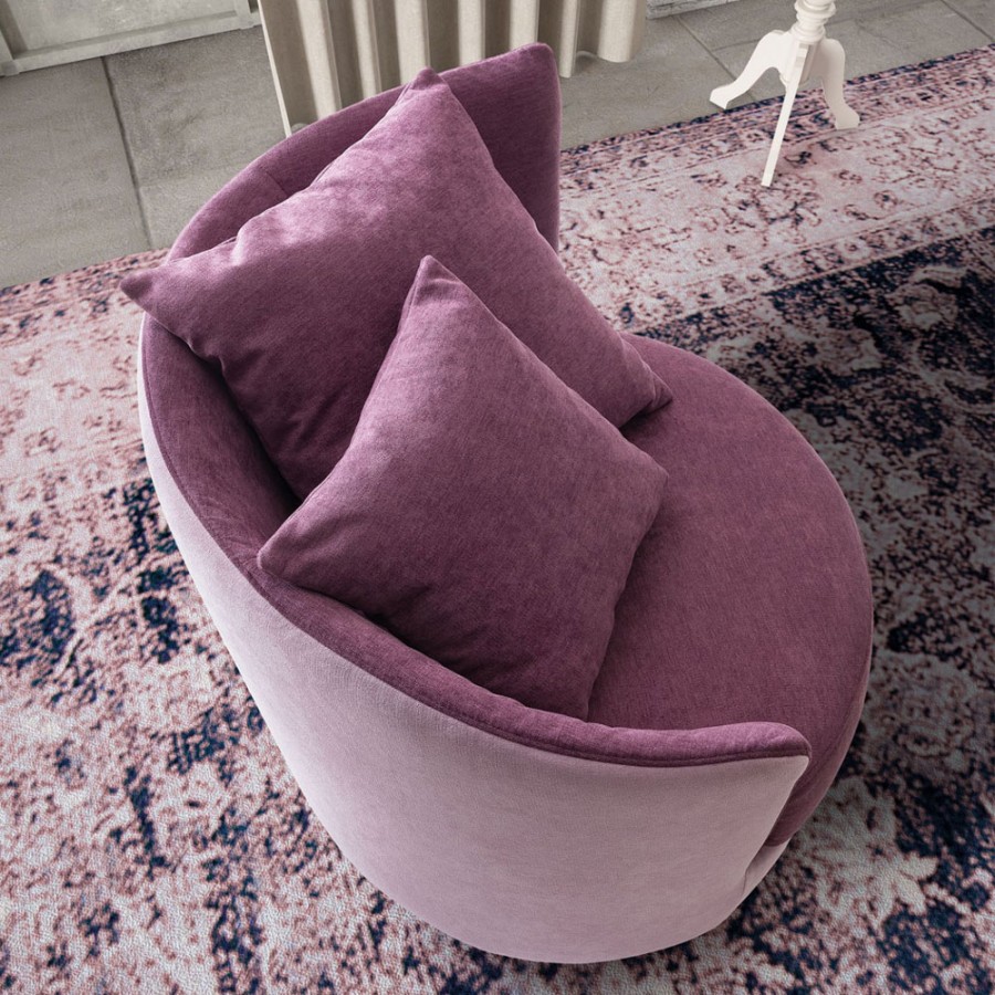 Fotoiu tapitat Le Comfort, Privè
